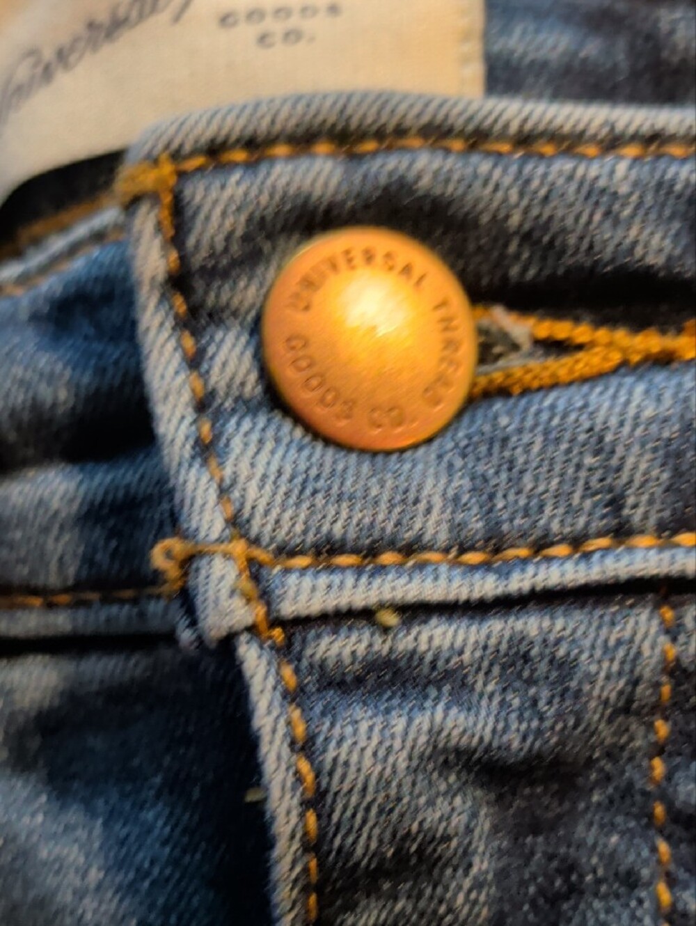 Universal Thread Women's Skinny Jeans in Medium Blue - Picture 5 of 7
